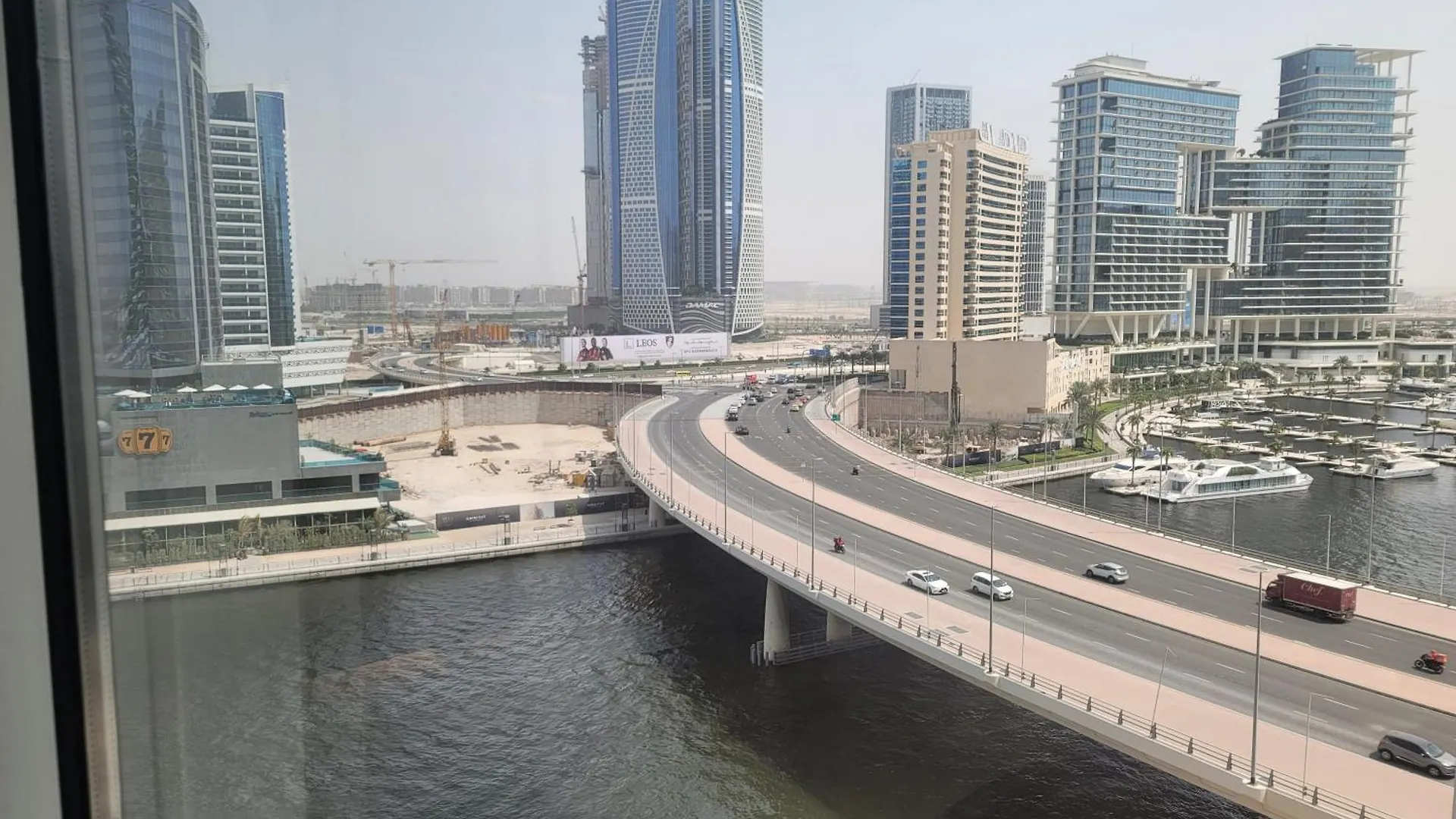 Damac Voleo Downtown Apartment Dubai United Arab Emirates