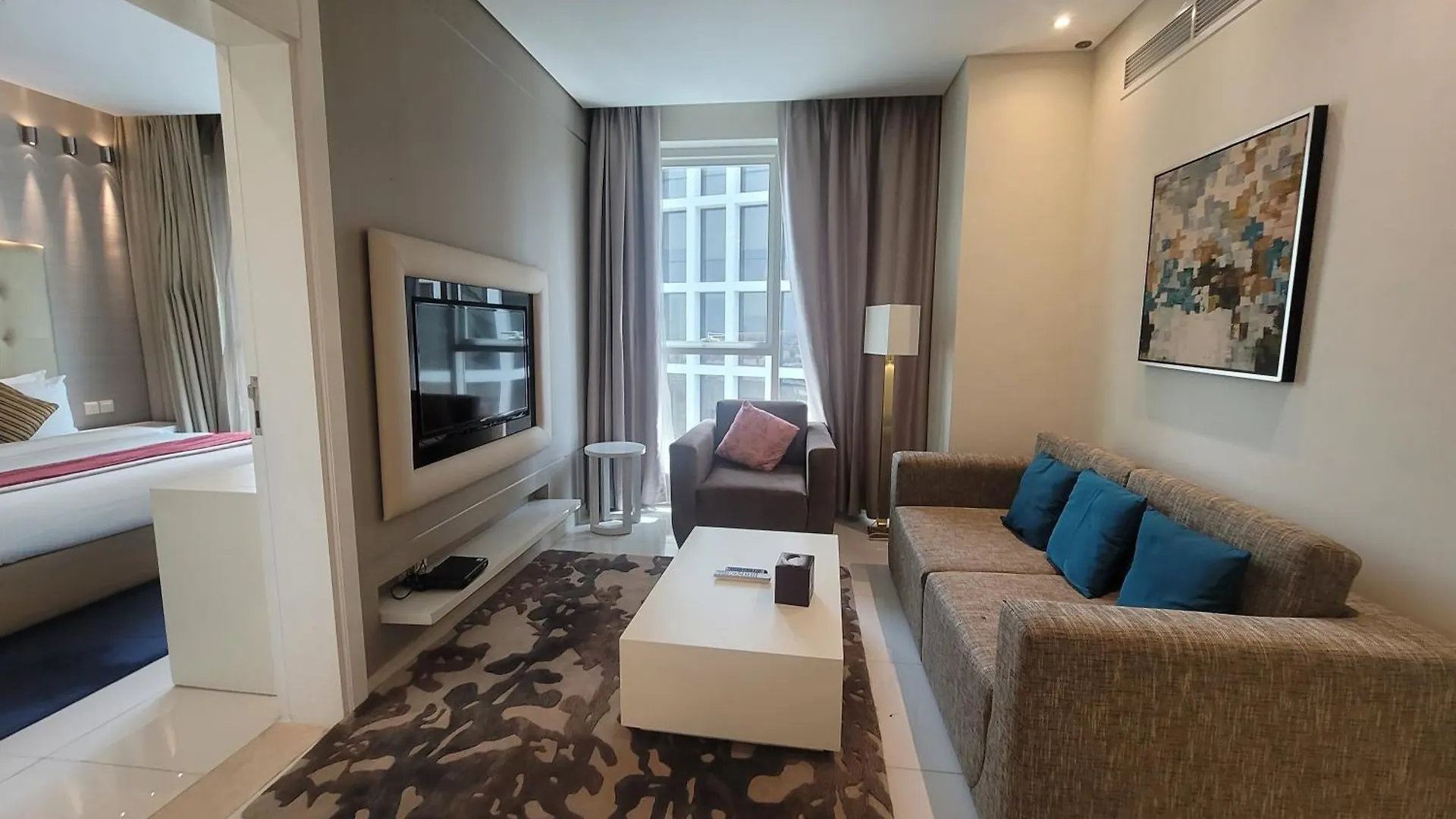 Damac Voleo Downtown Apartment Dubai